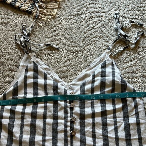 Style Rack Striped Sleeveless with Button Detail Mini Dress Medium - Picture 7 of 11